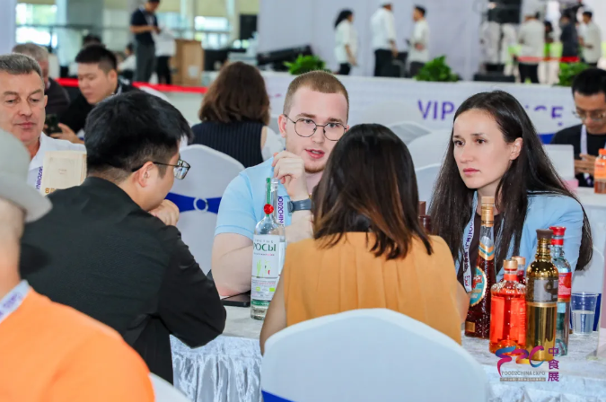 熱力不減！2025F2C中食展?廣州次日高光不斷，采購對(duì)接、賽事、論壇商機(jī)齊爆發(fā)